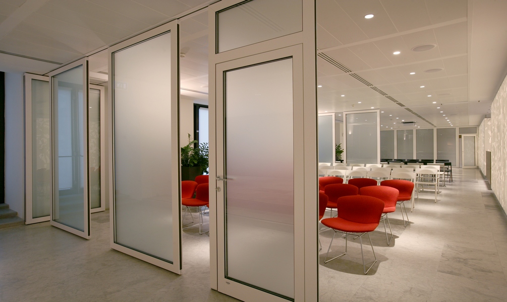 Glass movable sound-proof partition walls: photo 2